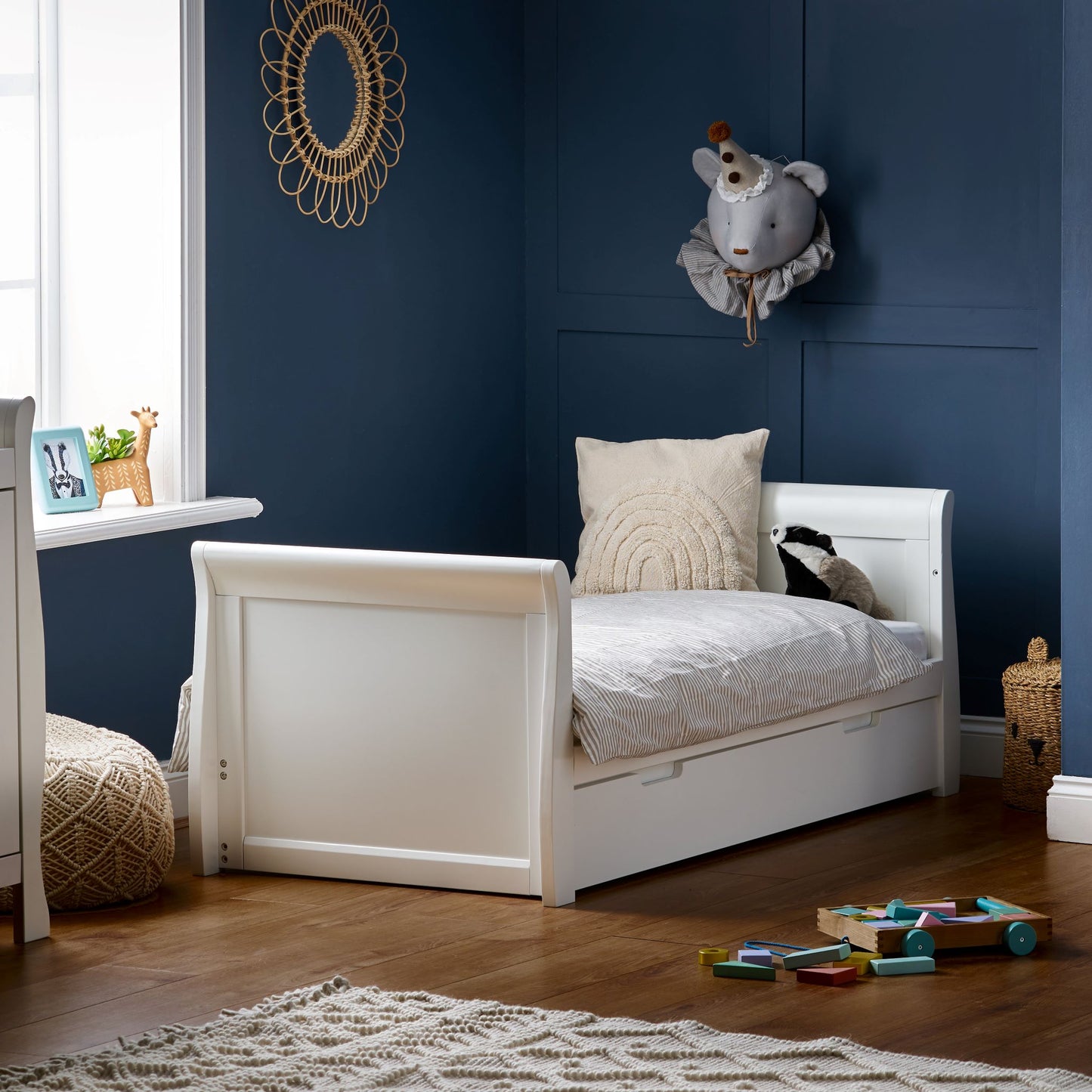 OBABY Stamford Classic Sleigh Cot Bed - available in Warm Grey and White