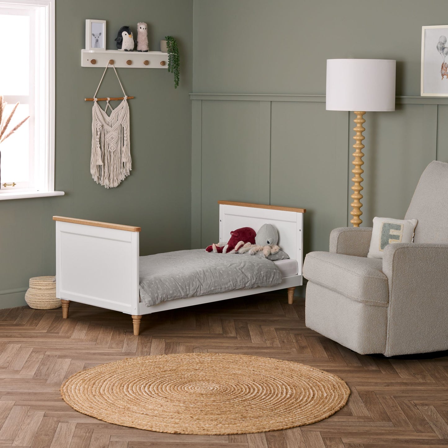 OBABY Orla Cot Bed - White with Oak