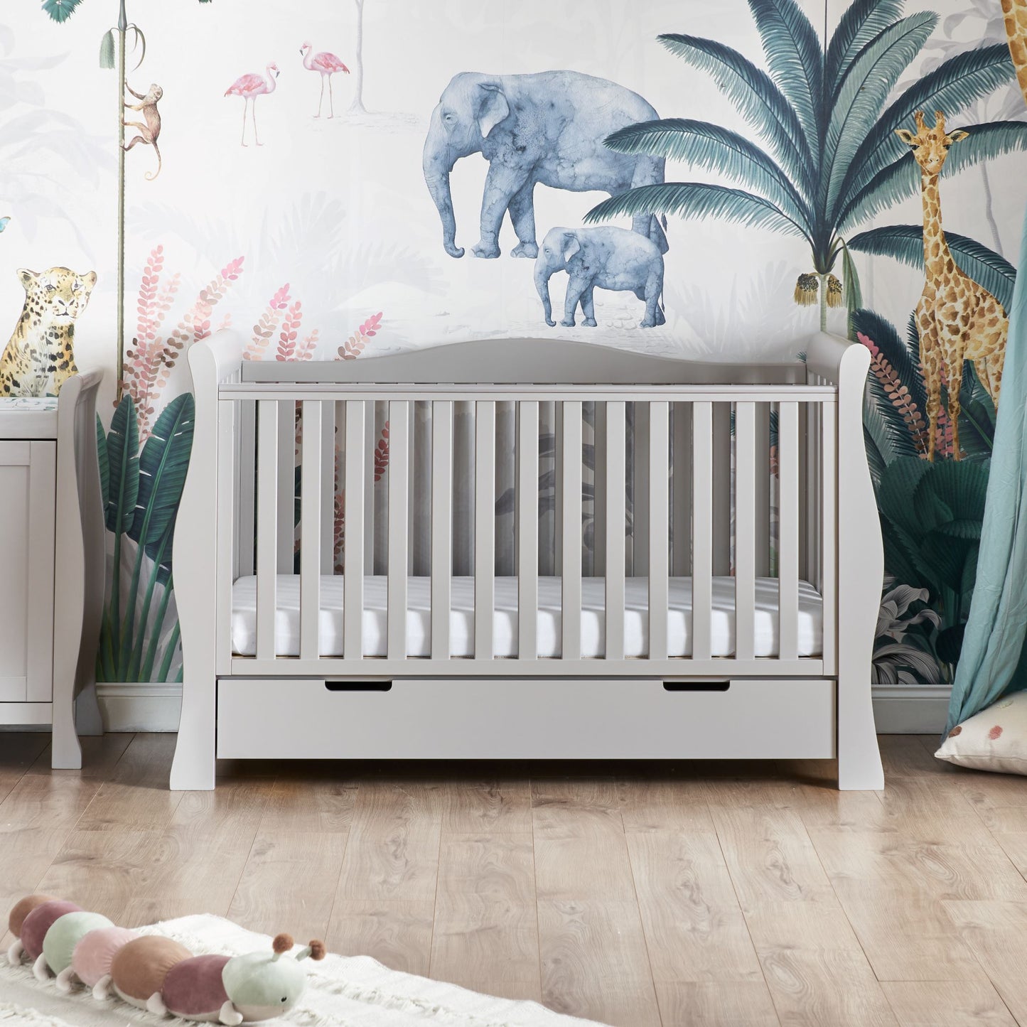 OBABY Stamford Luxe Sleigh Cot Bed - available in White and Warm Grey
