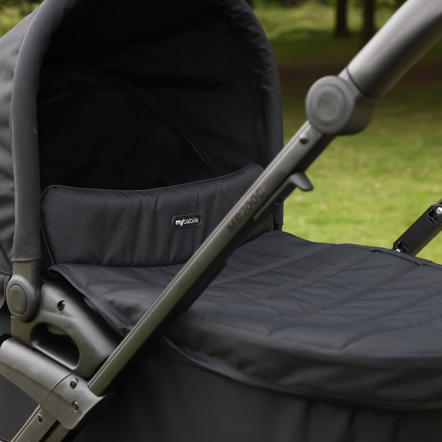 My Babiie MB200 2-in-1 Pushchair & Carrycot - Onyx Black