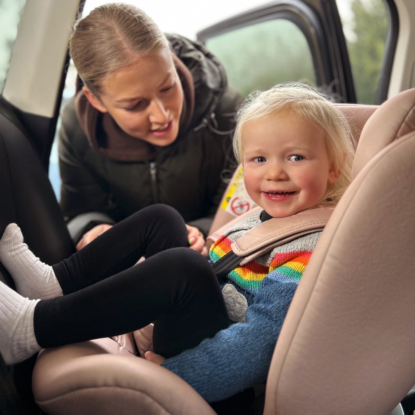 My Babiie Samantha Faiers Spin Car Seat Group 0+/1/2/3 i-Size Isofix Car Seat - Stylish Quilted Pink Polka (MBCSSPINSFPP)